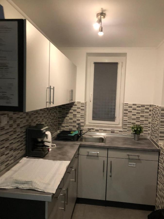 Heni Apartment Bük Eksteriør bilde