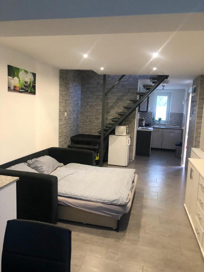 Heni Apartment Bük Eksteriør bilde