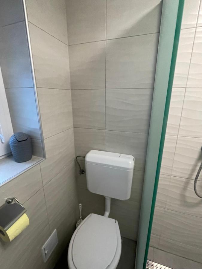 Heni Apartment Bük Eksteriør bilde
