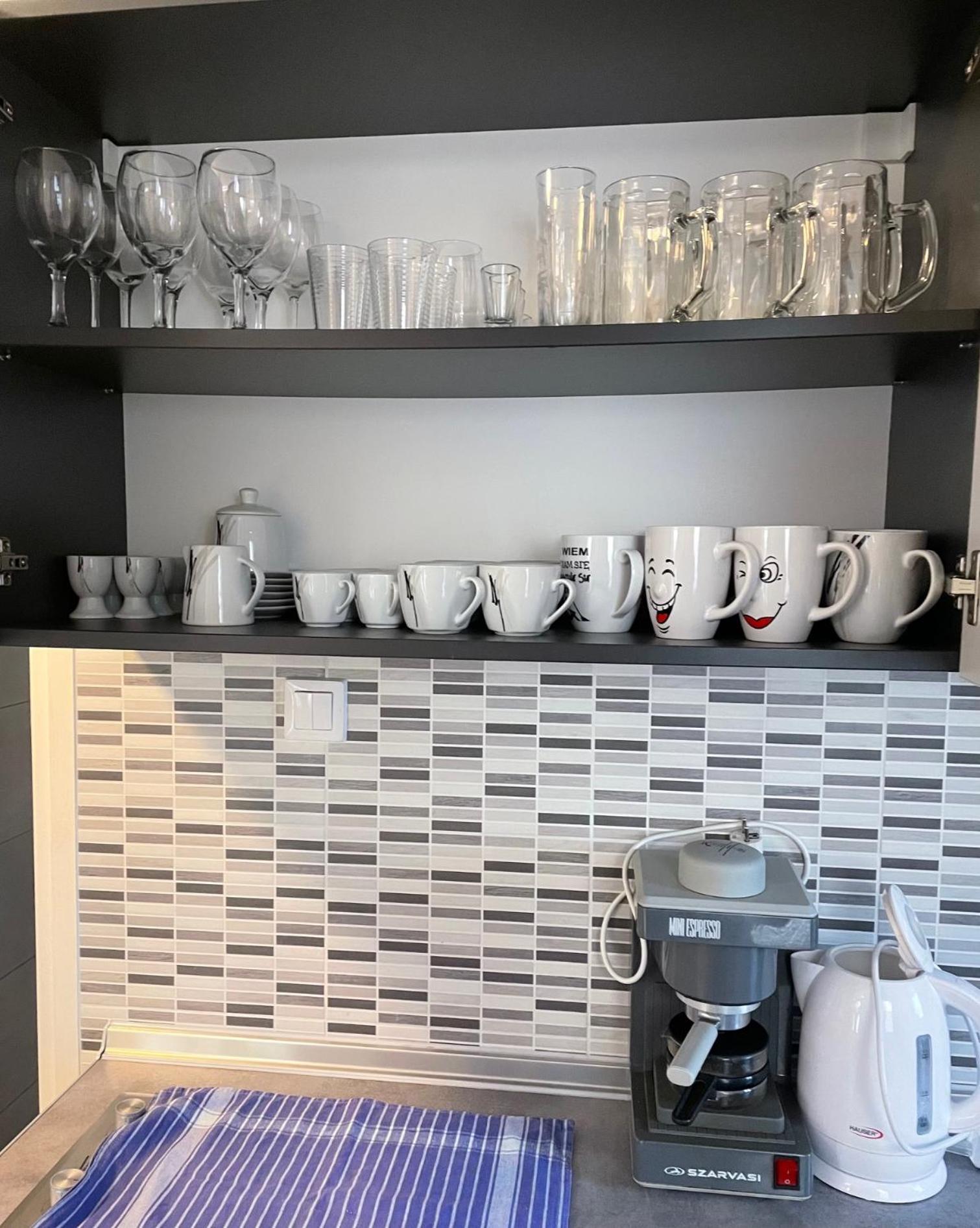 Heni Apartment Bük Eksteriør bilde